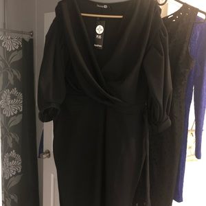 *BRAND NEW* Semi wrap Dress